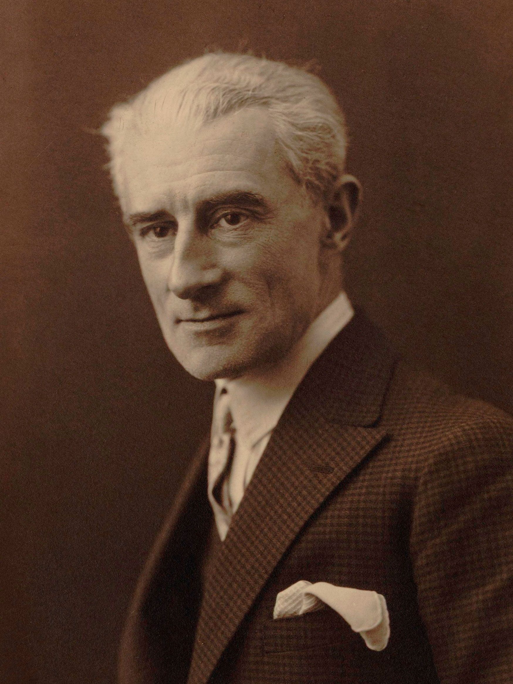 Maurice Ravel cap al 1925. Foto: Biblioteca Nacional de França / Wikimedia Commons. Domini Públic