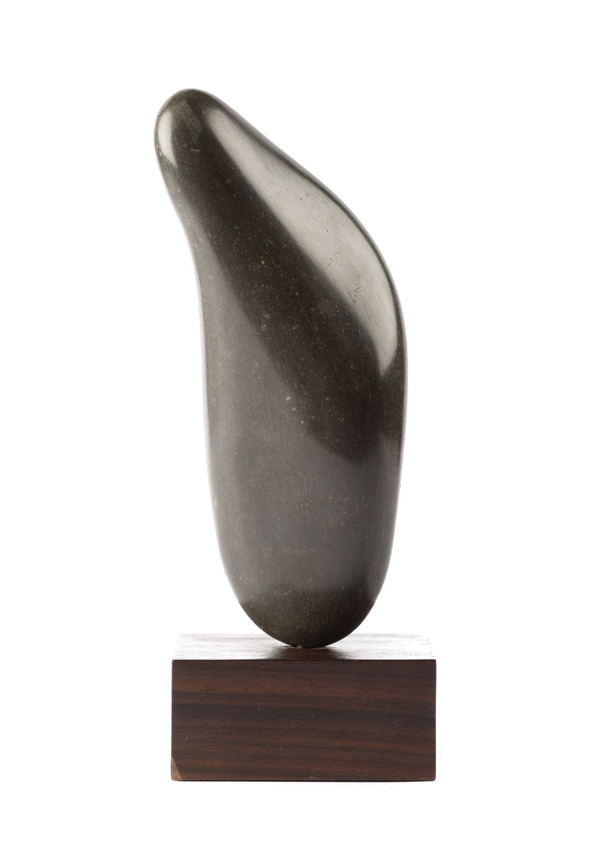 De la sèrie “Pedres de riu”, 1957. Objecte trobat., 27 x 10 x 10 cm. Fundació Guillem Viladot – Lo Parda