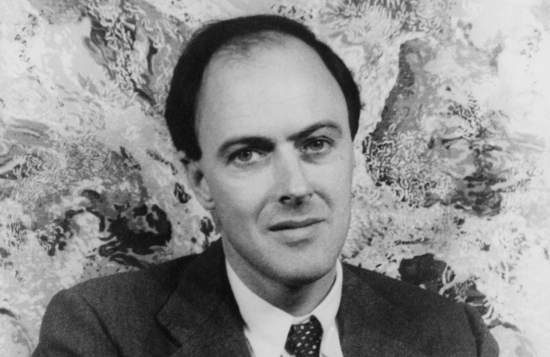 Roald Dahl fotografiat per Carl Van Vechten, 1954. Domini Públic
