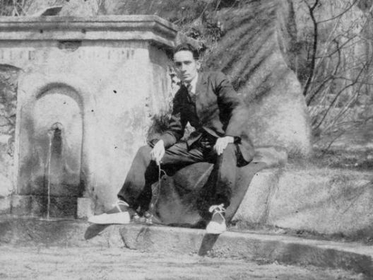 Joan Salvat Papasseit © Arxiu de la Biblioteca de Catalunya BN 1