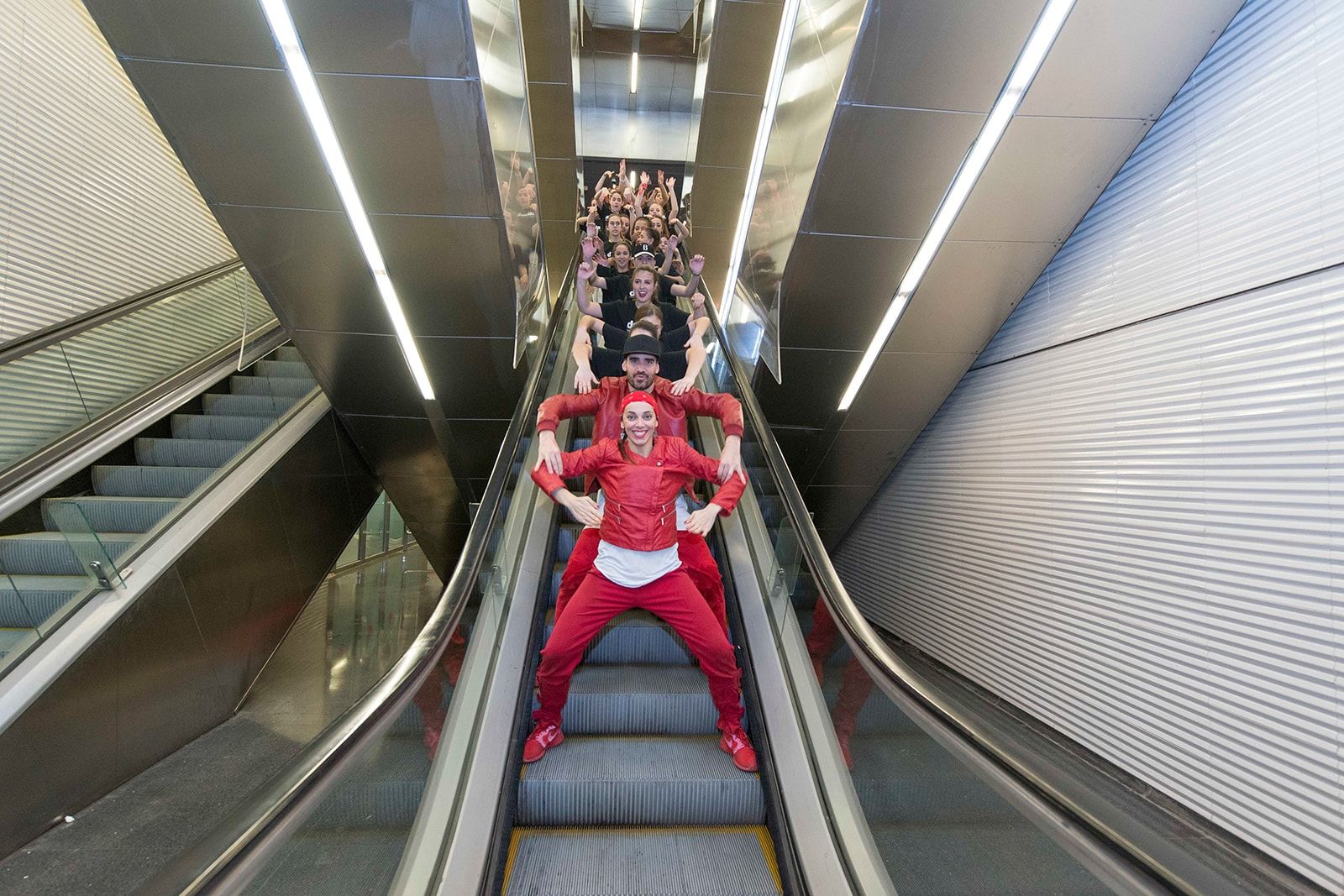 BrodaBros DANSA METROPOLITANA