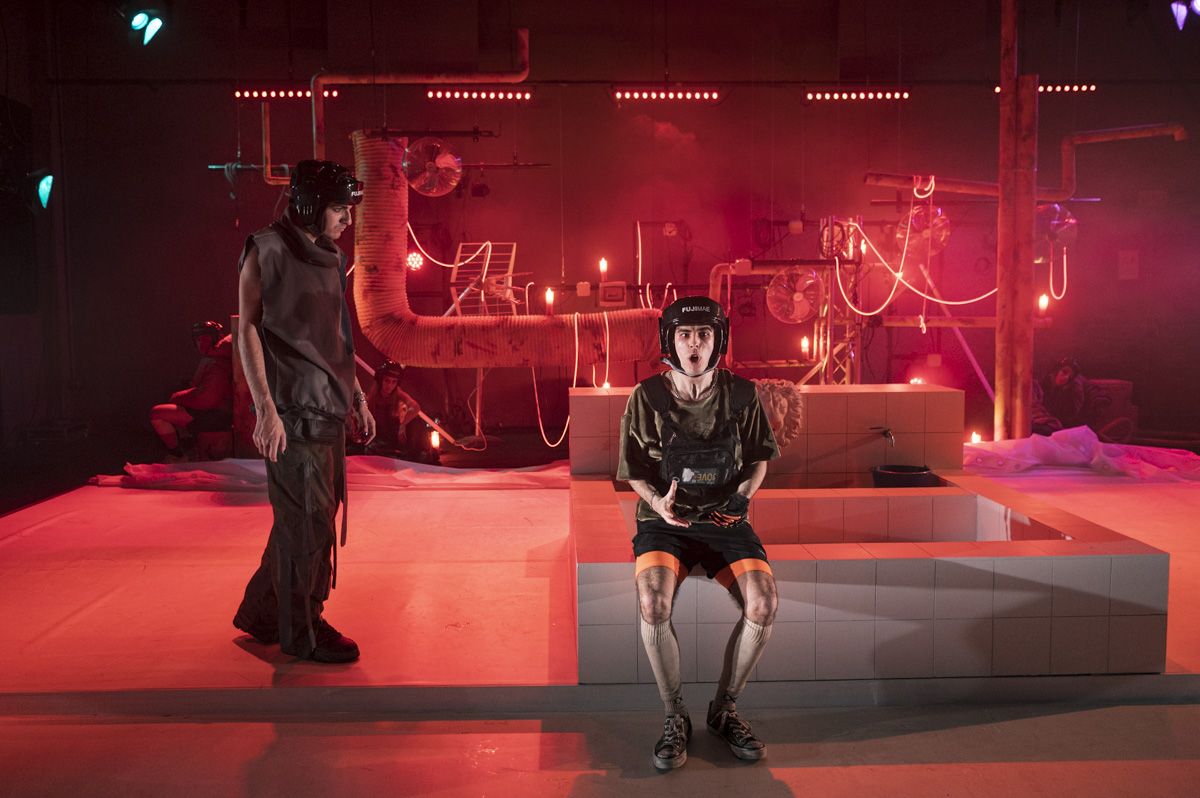 "Búfals", espectacle realitzat per alumnat de l’ESAD al 2024 – Jordi Vidal / Institut del Teatre