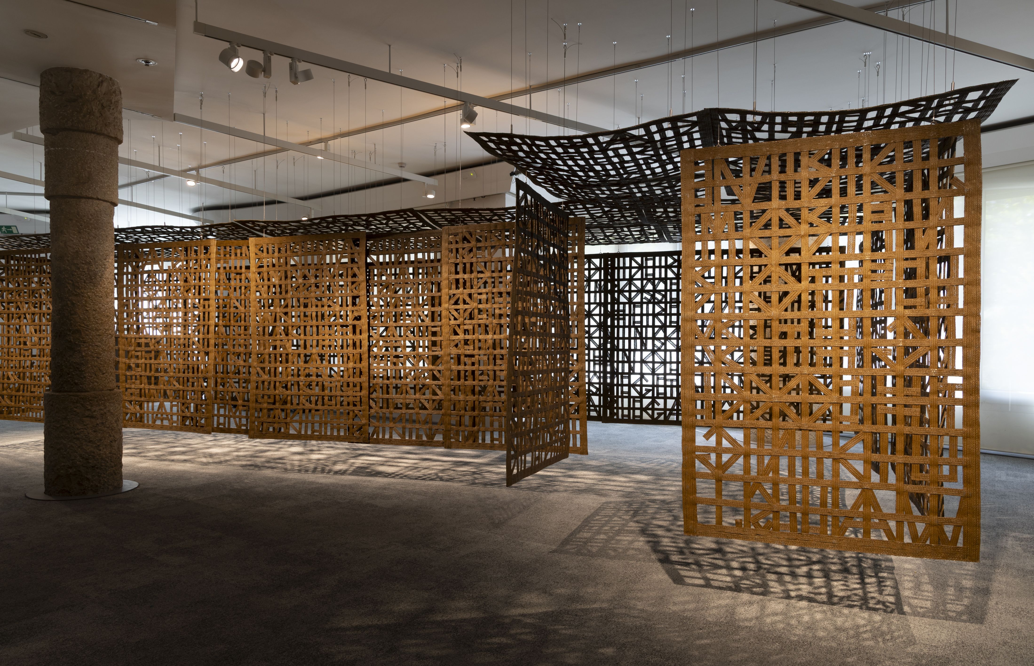 Corredor suspendido II © 2006, Cristina Iglesias