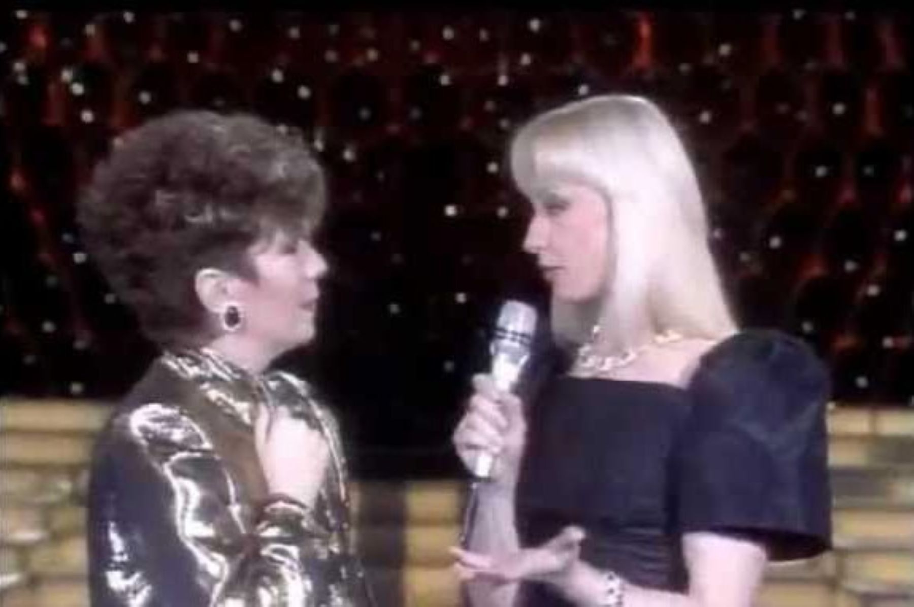 Núria Feliu i Raffaella Carrà