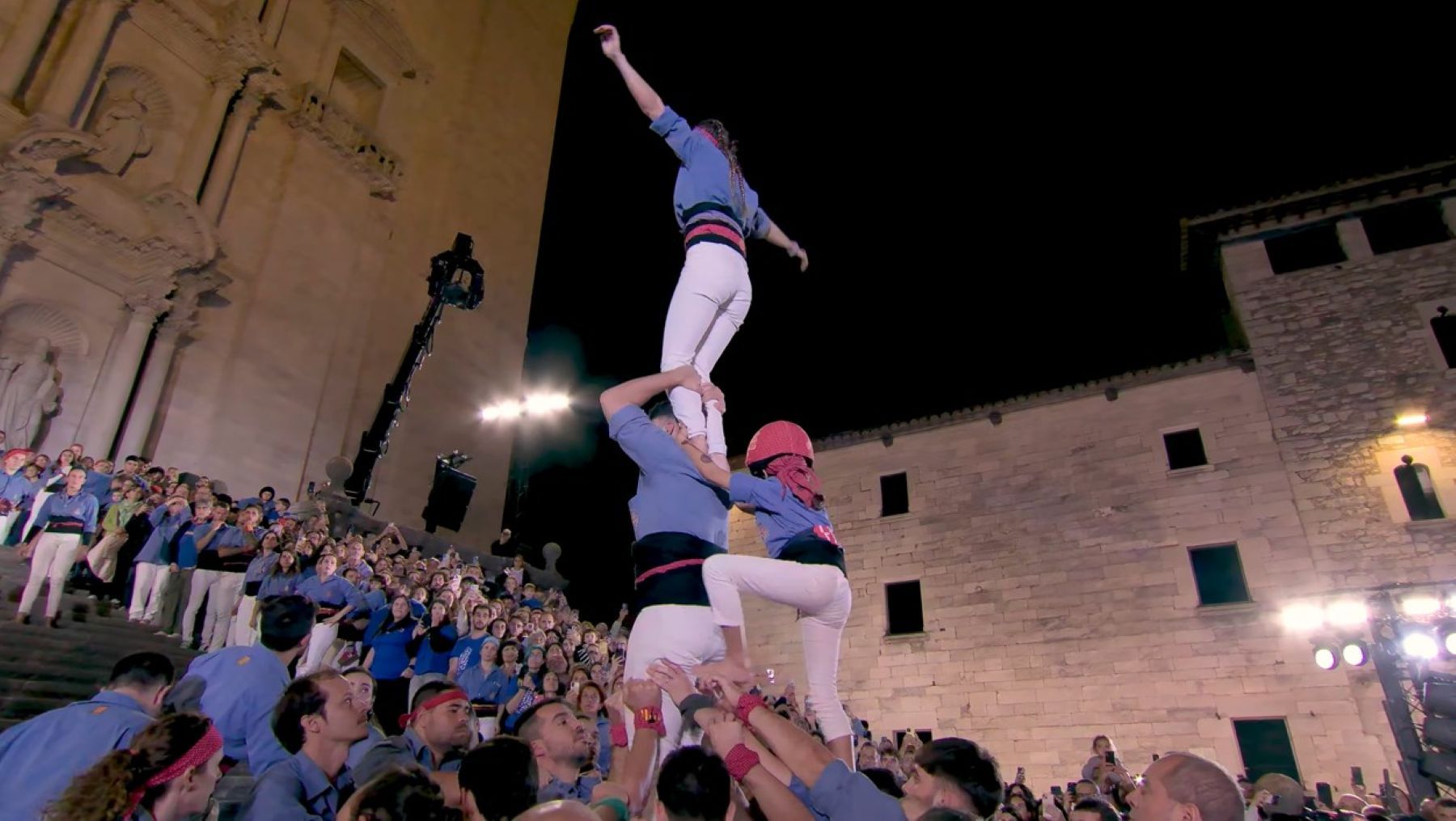 El videoclip d'"Encara som aquí"