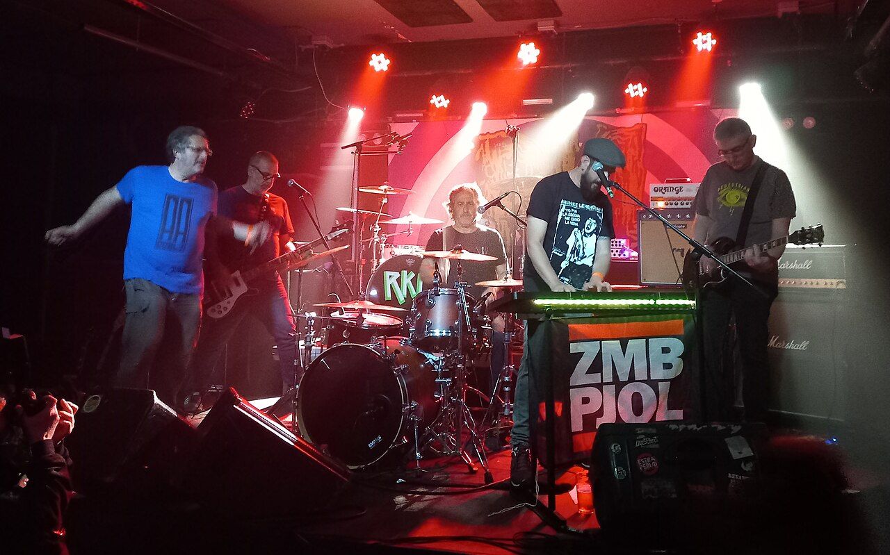 Acords i lletres de Zombi Pujol Acords i lletres de Zombi Pujol